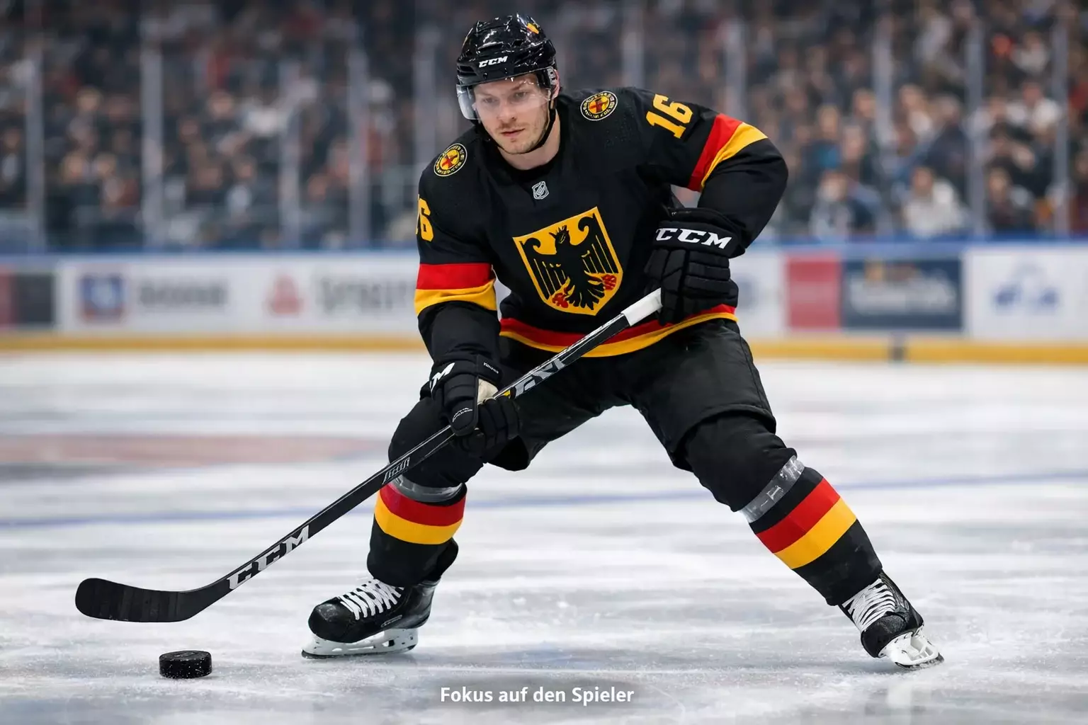 Deutscher Eishockeyspieler in NHL-Ausrüstung auf dem Eis